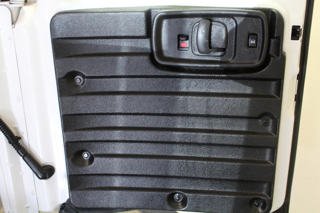 GMC Savana Cargo Van RWD 2500 135" 2020