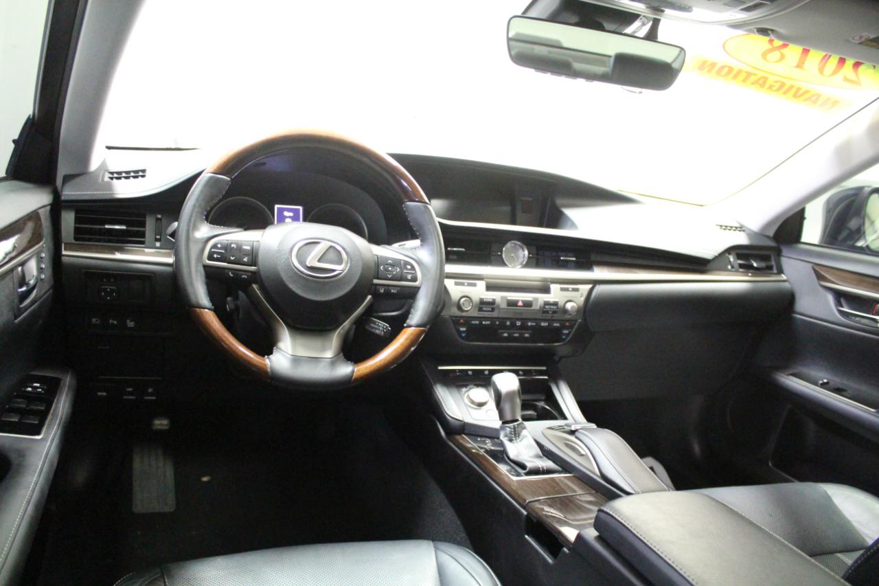 Lexus ES ES 350 FWD 2018