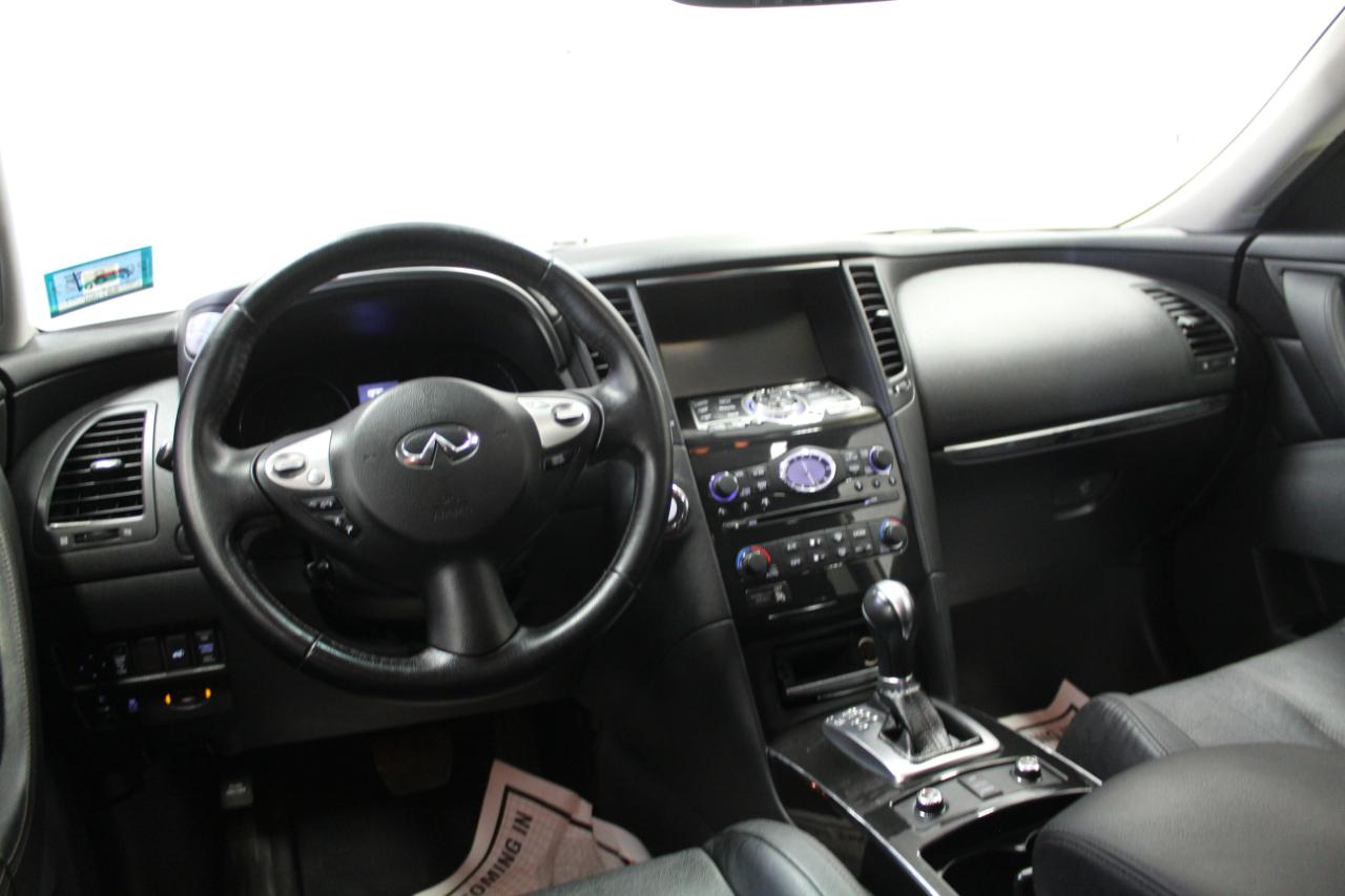 Infiniti QX70 AWD 2017