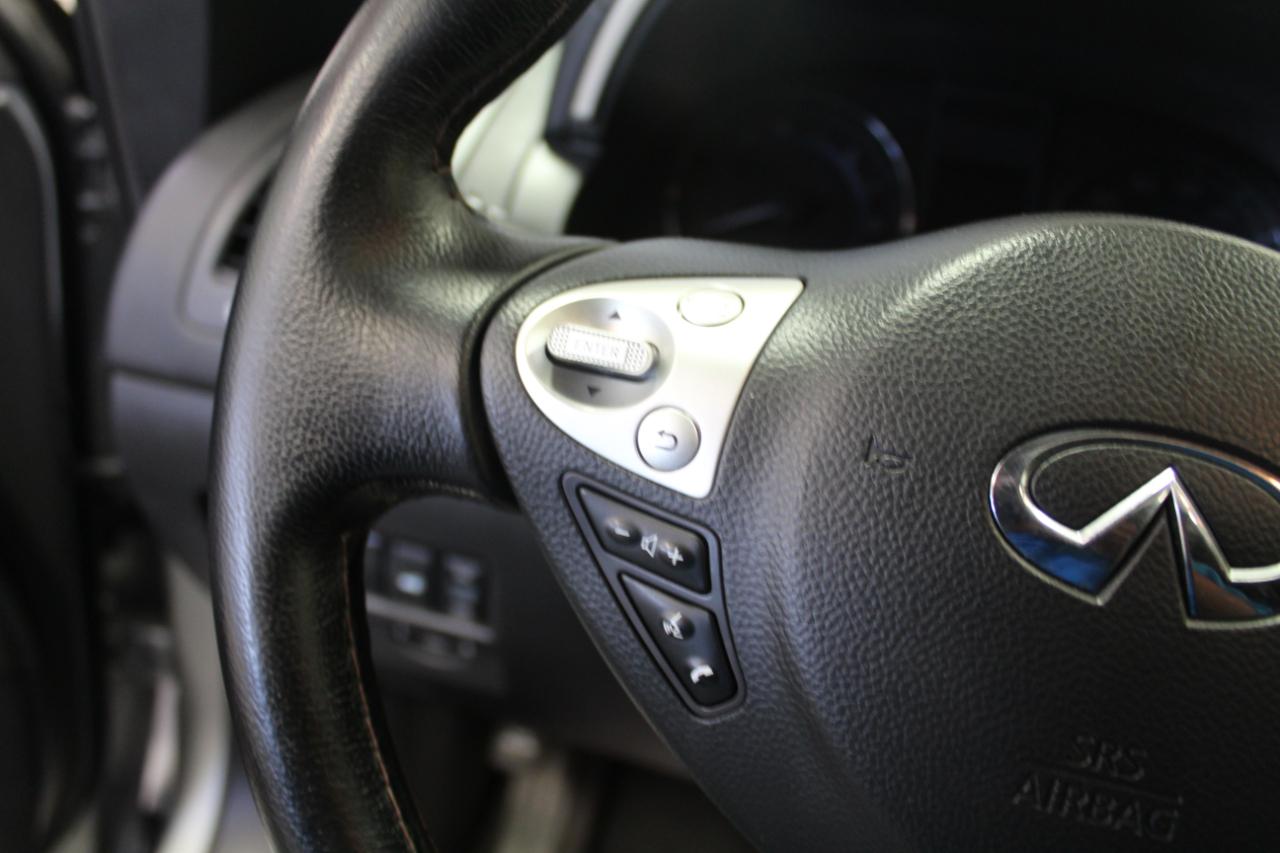 Infiniti QX70 AWD 2017