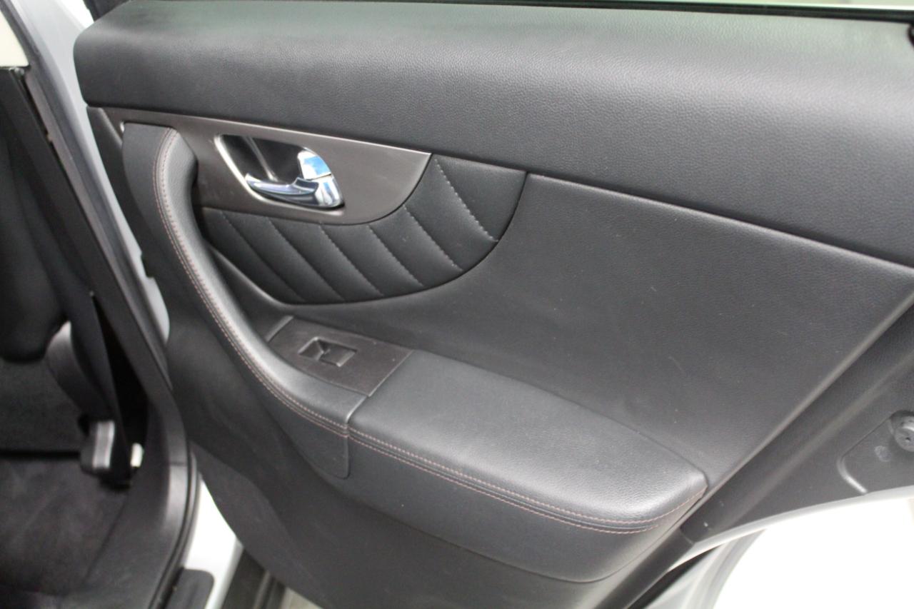 Infiniti QX70 AWD 2017