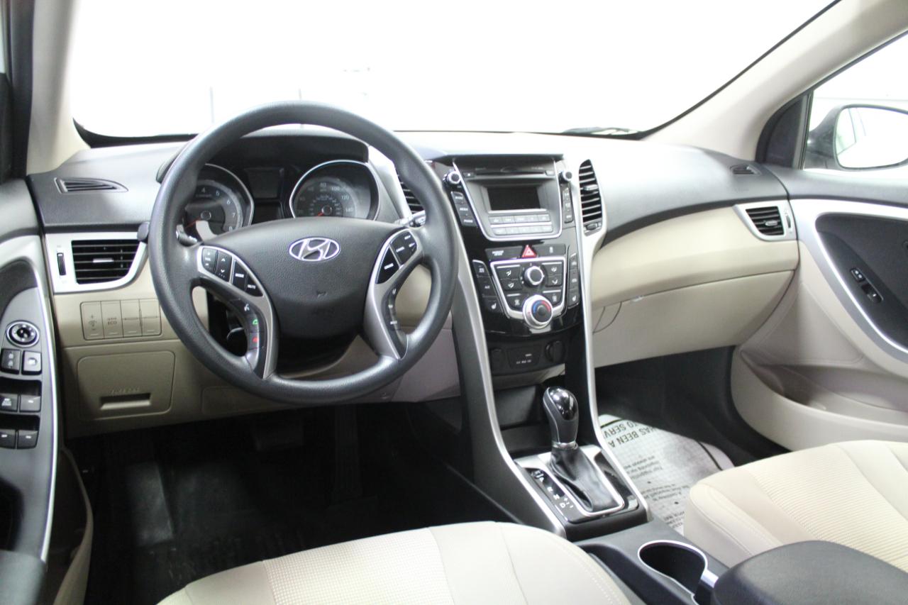 Hyundai Elantra GT 5dr HB Auto 2016