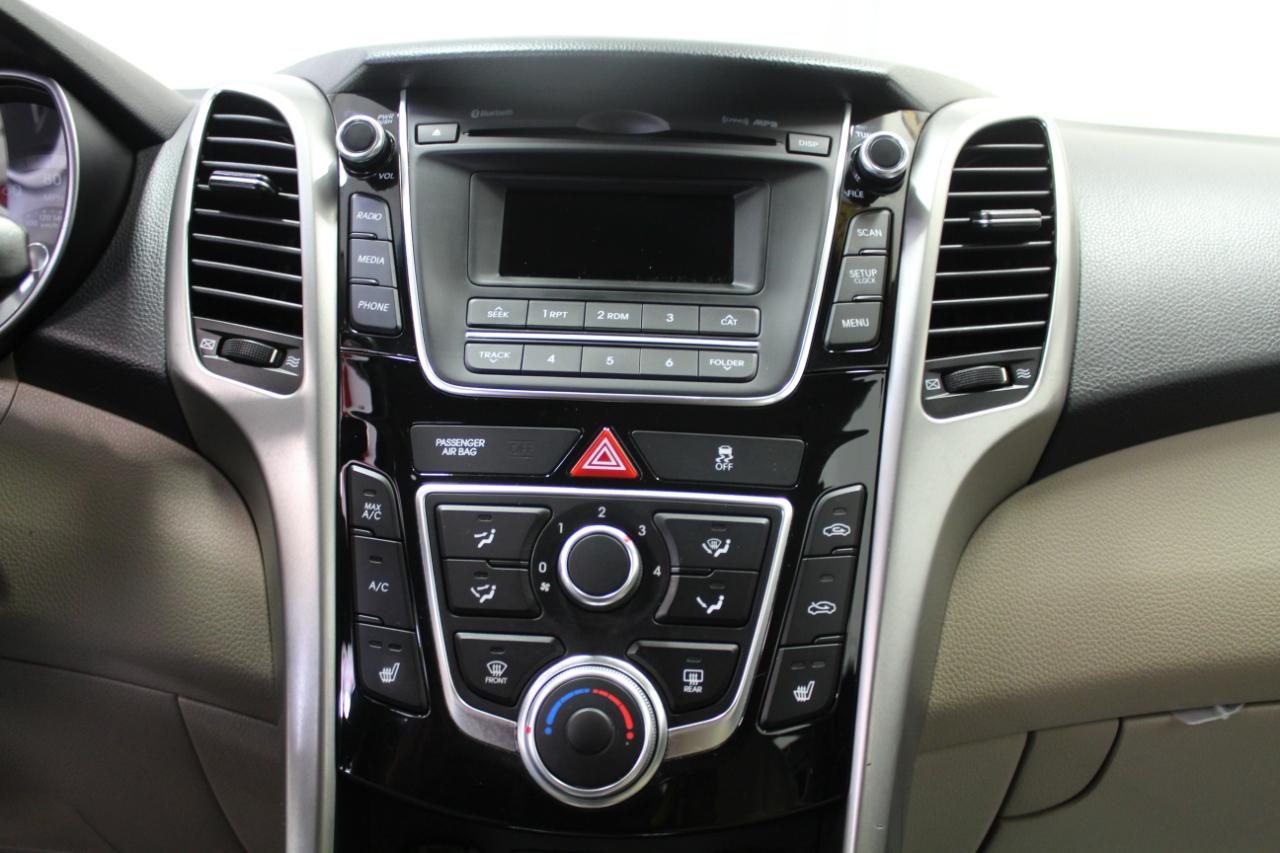 Hyundai Elantra GT 5dr HB Auto 2016