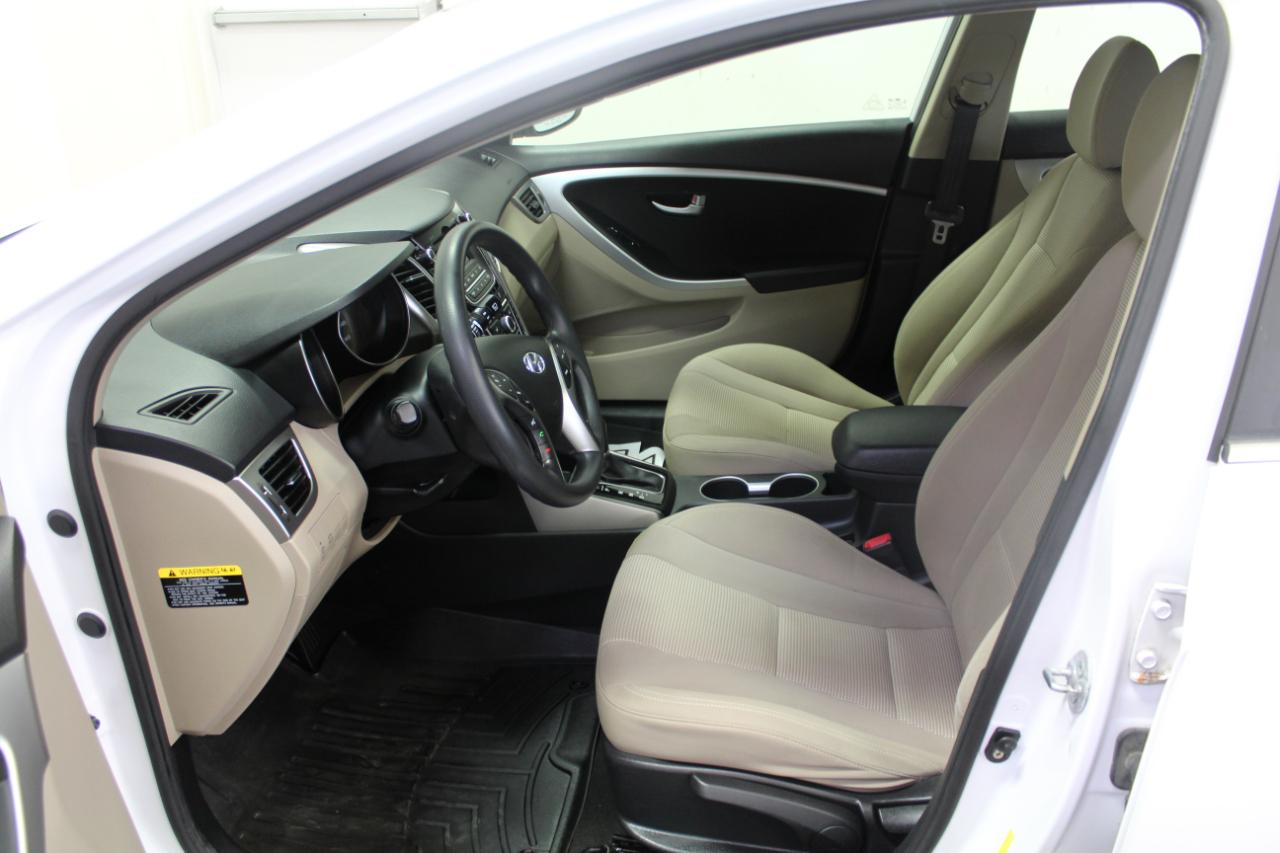 Hyundai Elantra GT 5dr HB Auto 2016