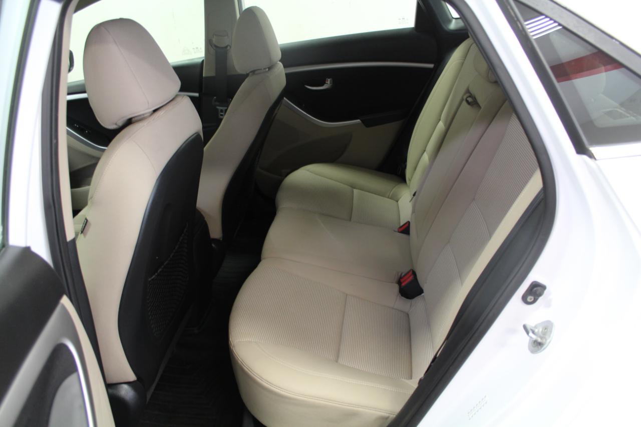 Hyundai Elantra GT 5dr HB Auto 2016
