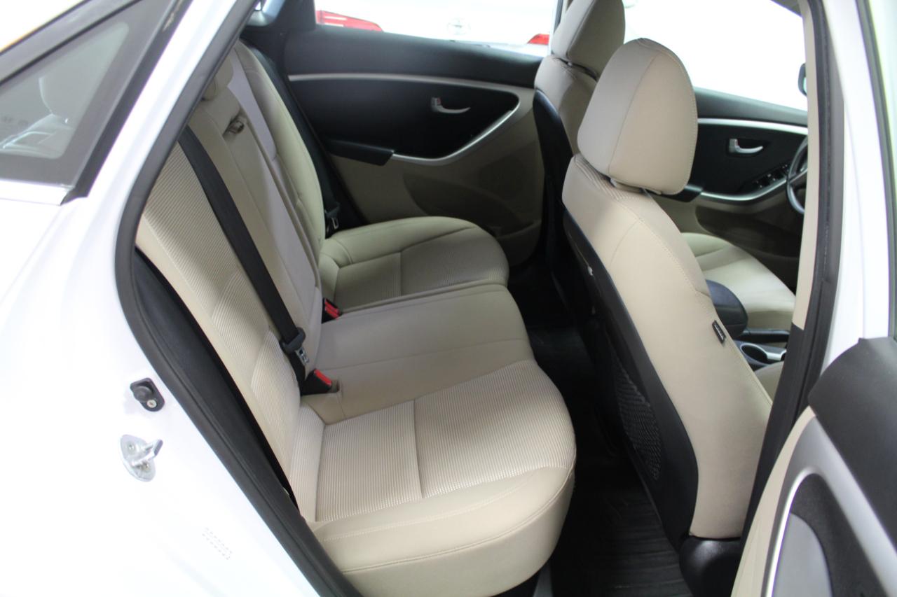 Hyundai Elantra GT 5dr HB Auto 2016