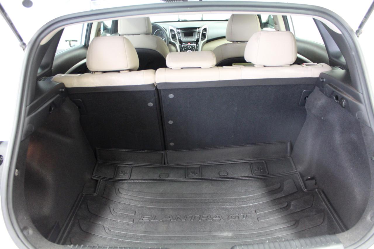 Hyundai Elantra GT 5dr HB Auto 2016