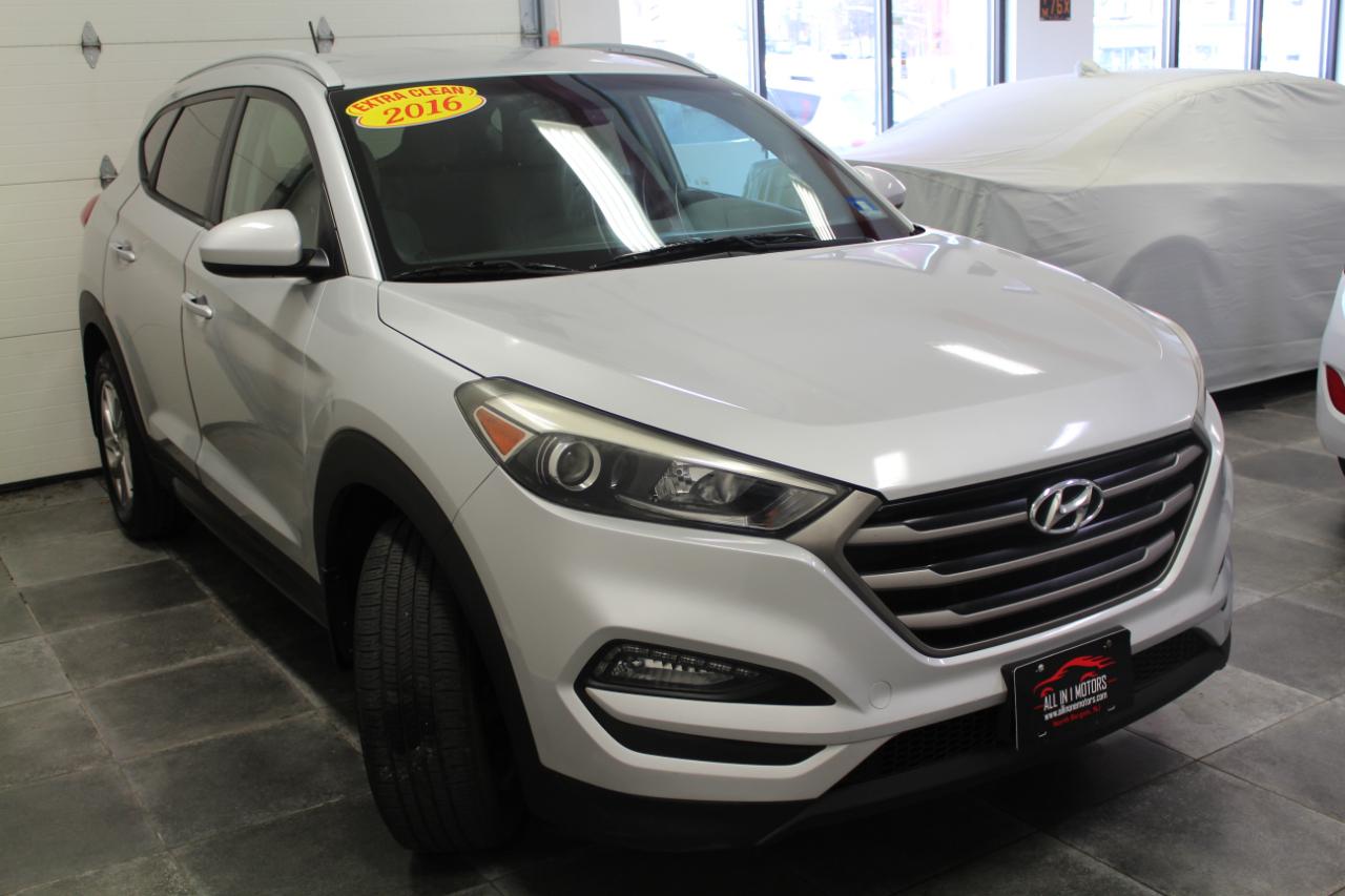 Hyundai Tucson AWD 4dr SE 2016