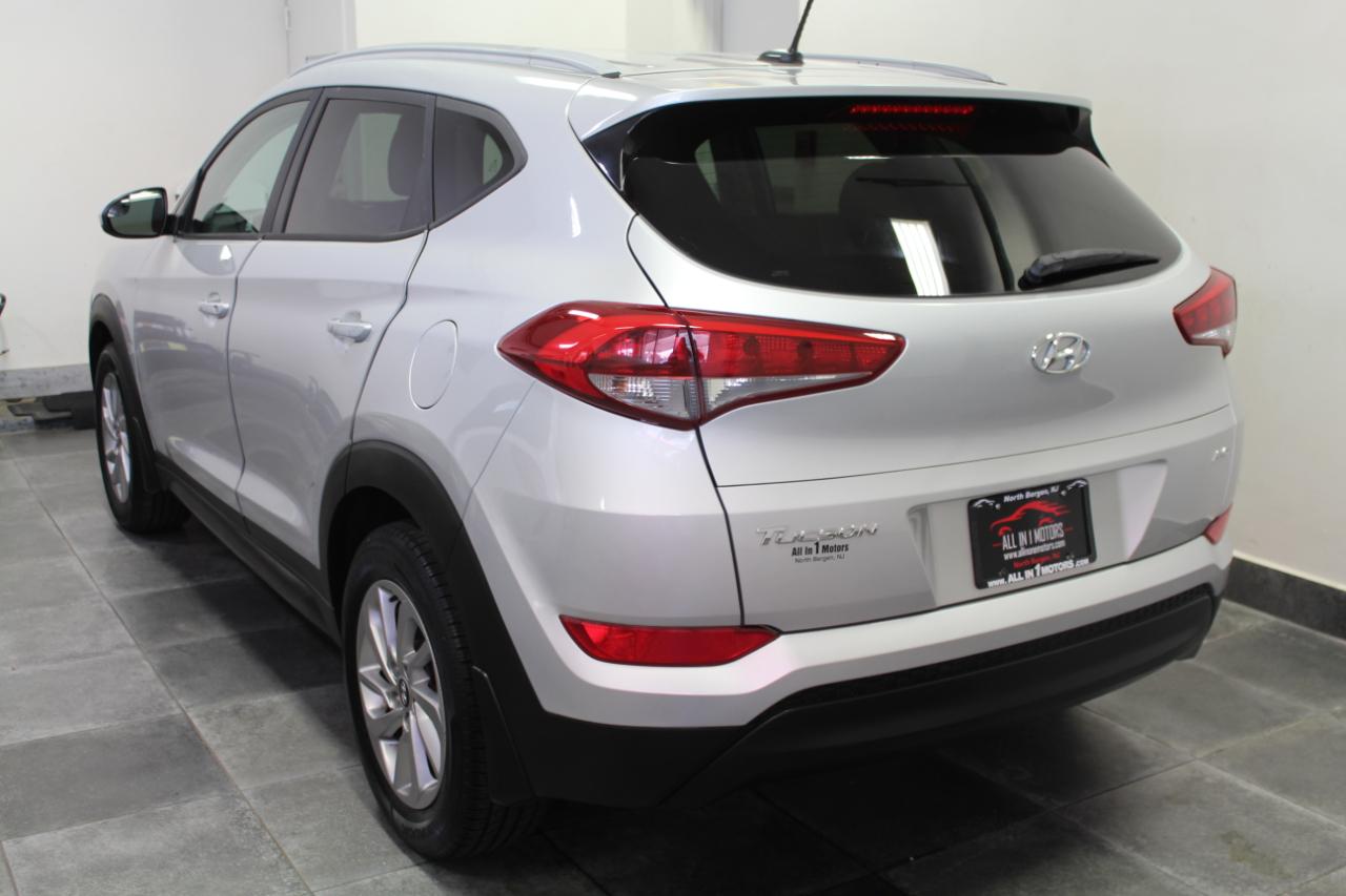 Hyundai Tucson AWD 4dr SE 2016