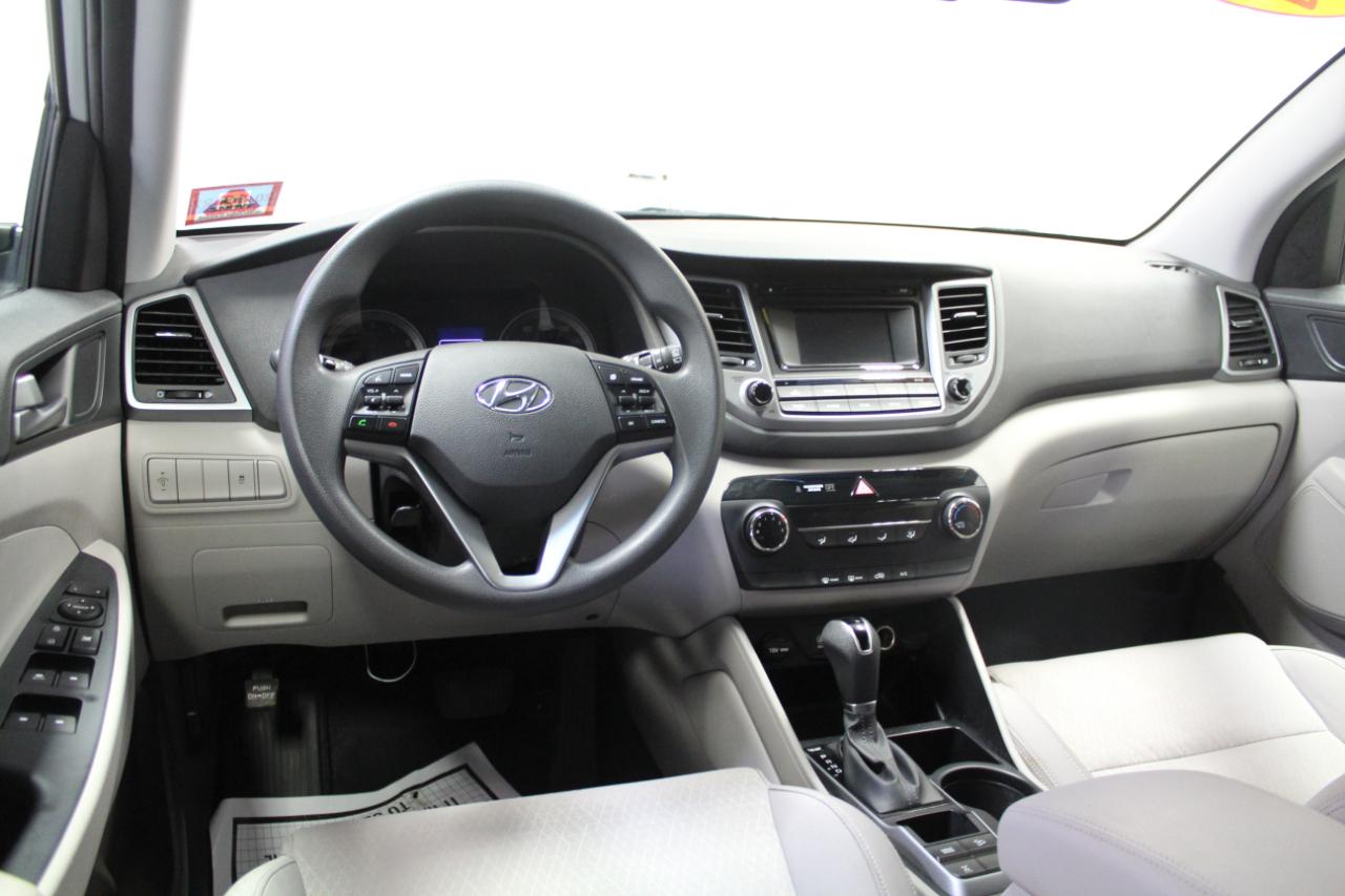 Hyundai Tucson AWD 4dr SE 2016