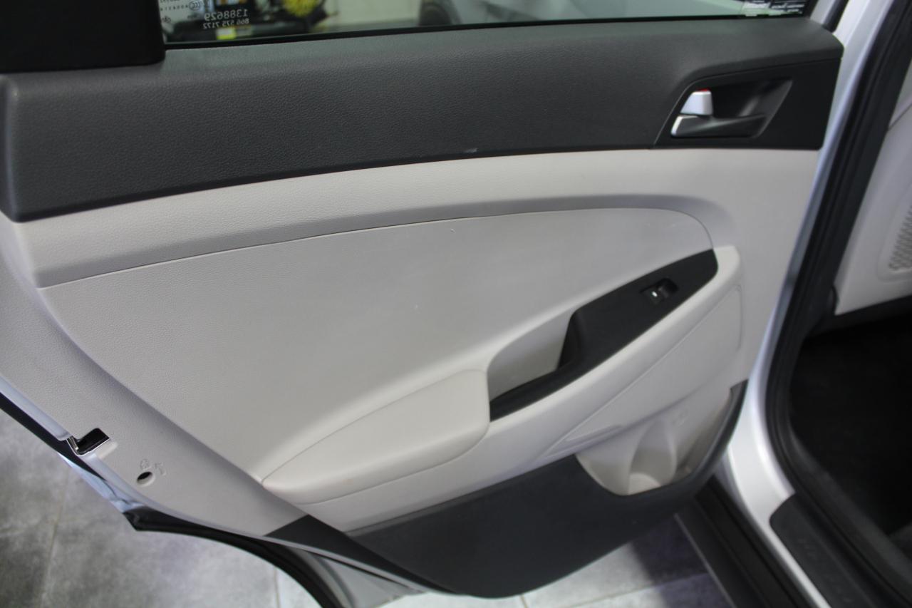 Hyundai Tucson AWD 4dr SE 2016