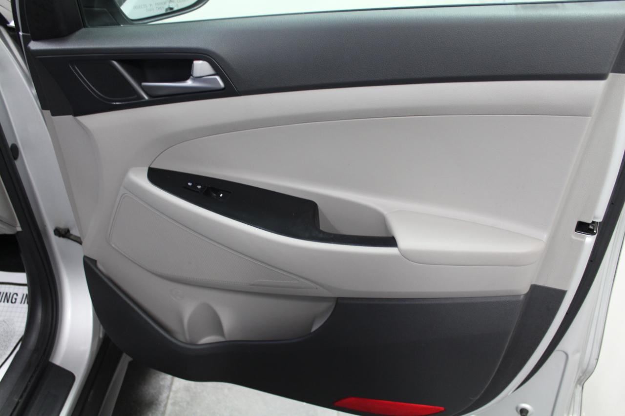 Hyundai Tucson AWD 4dr SE 2016