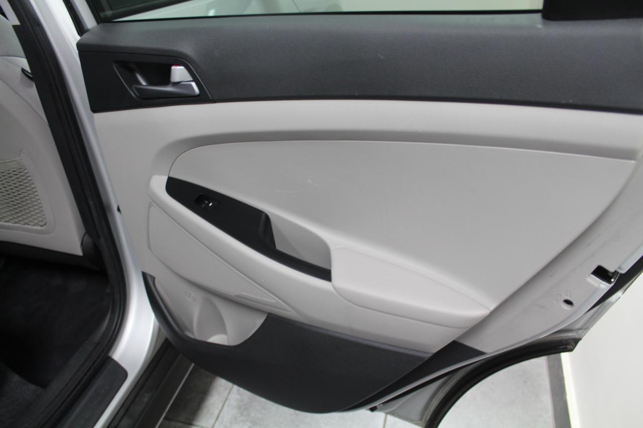 Hyundai Tucson AWD 4dr SE 2016