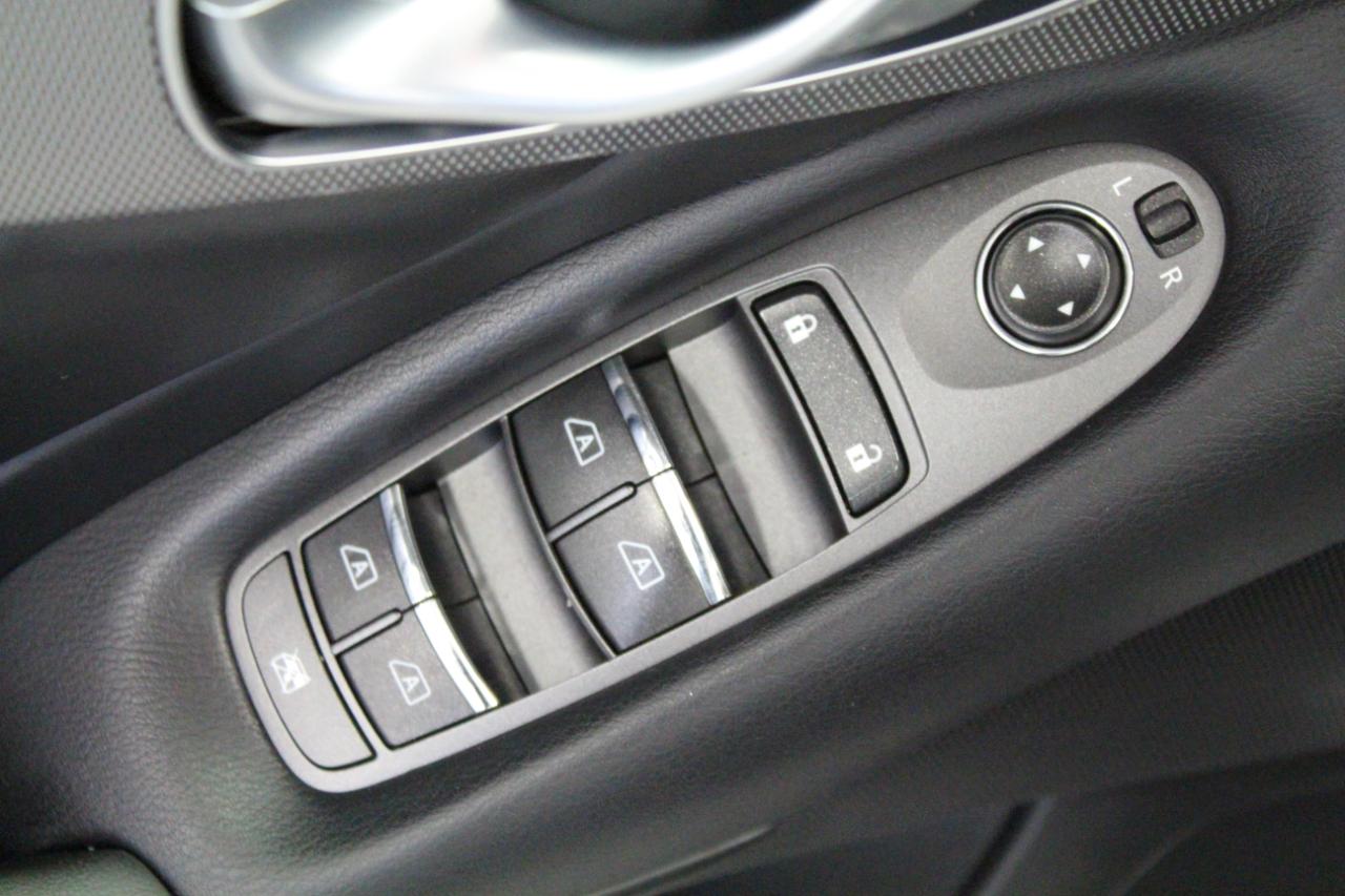 Infiniti Q50 4dr Sdn Premium AWD 2014