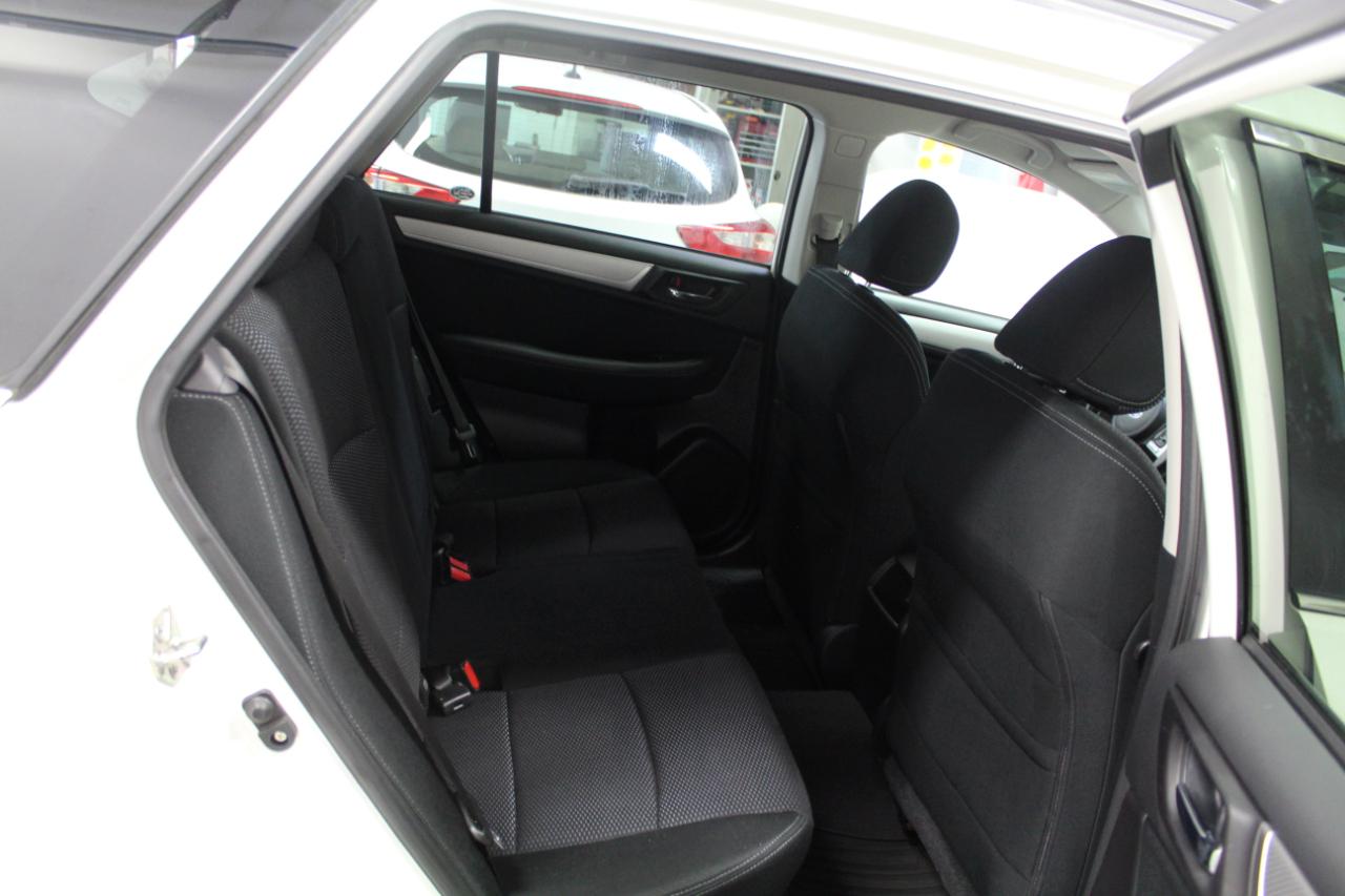 Subaru Outback 2.5i Premium 2017
