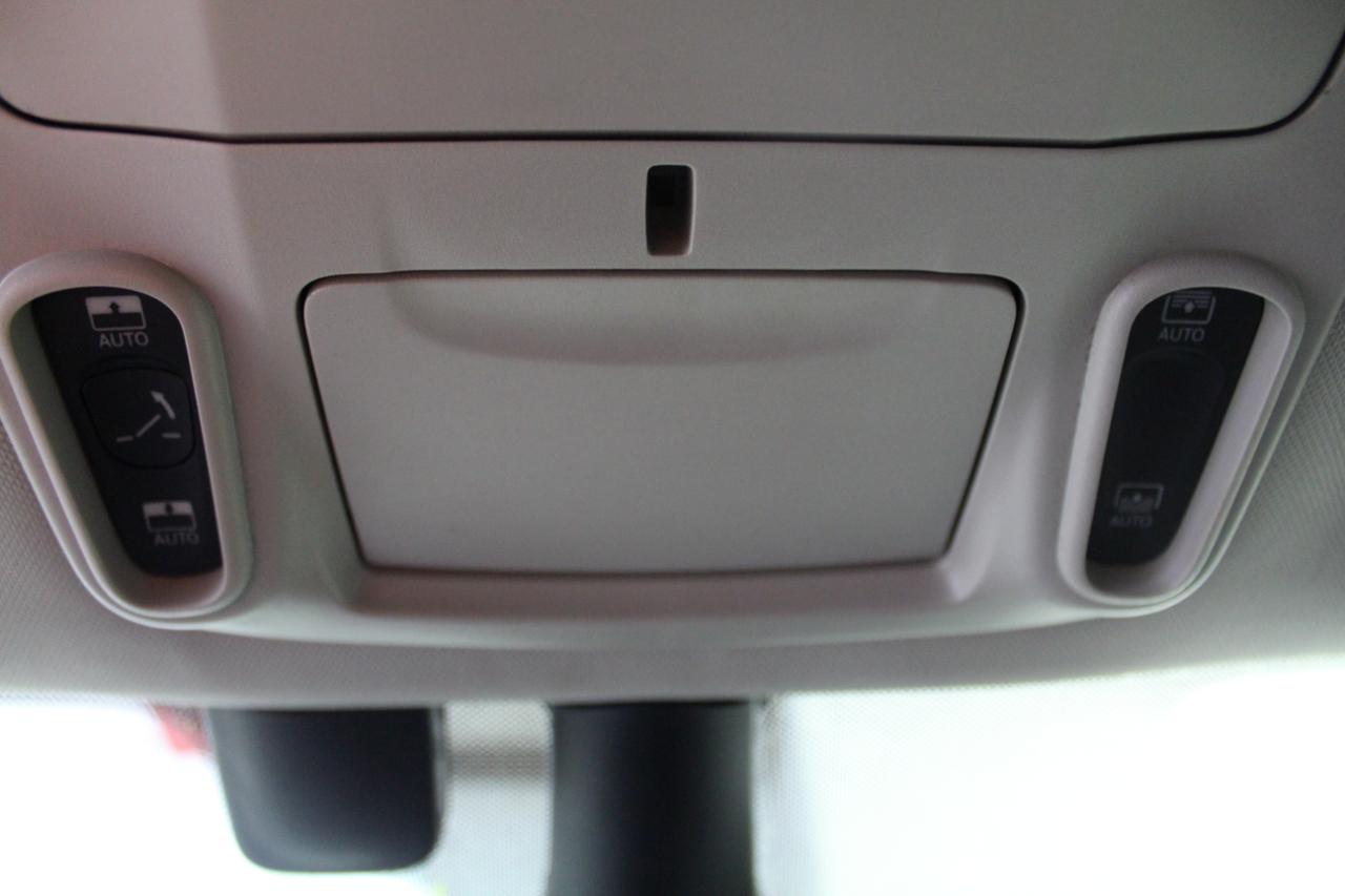 Chrysler Pacifica Limited FWD 2022