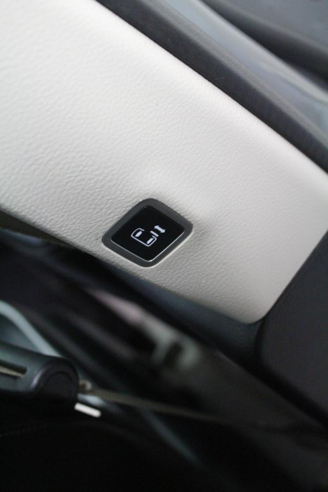 Chrysler Pacifica Limited FWD 2022