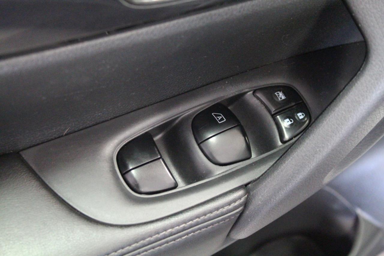 Nissan Rogue AWD SV 2018