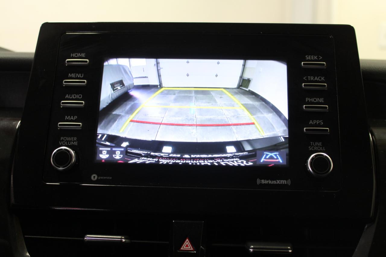 Toyota Camry SE Auto AWD (Natl) 2024