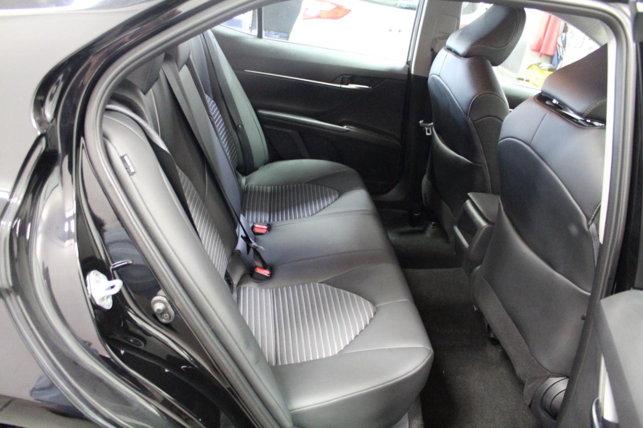 Toyota Camry SE Auto AWD (Natl) 2024