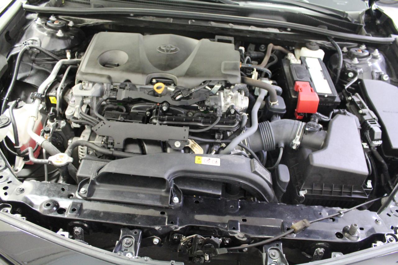 Toyota Camry SE Auto AWD (Natl) 2024