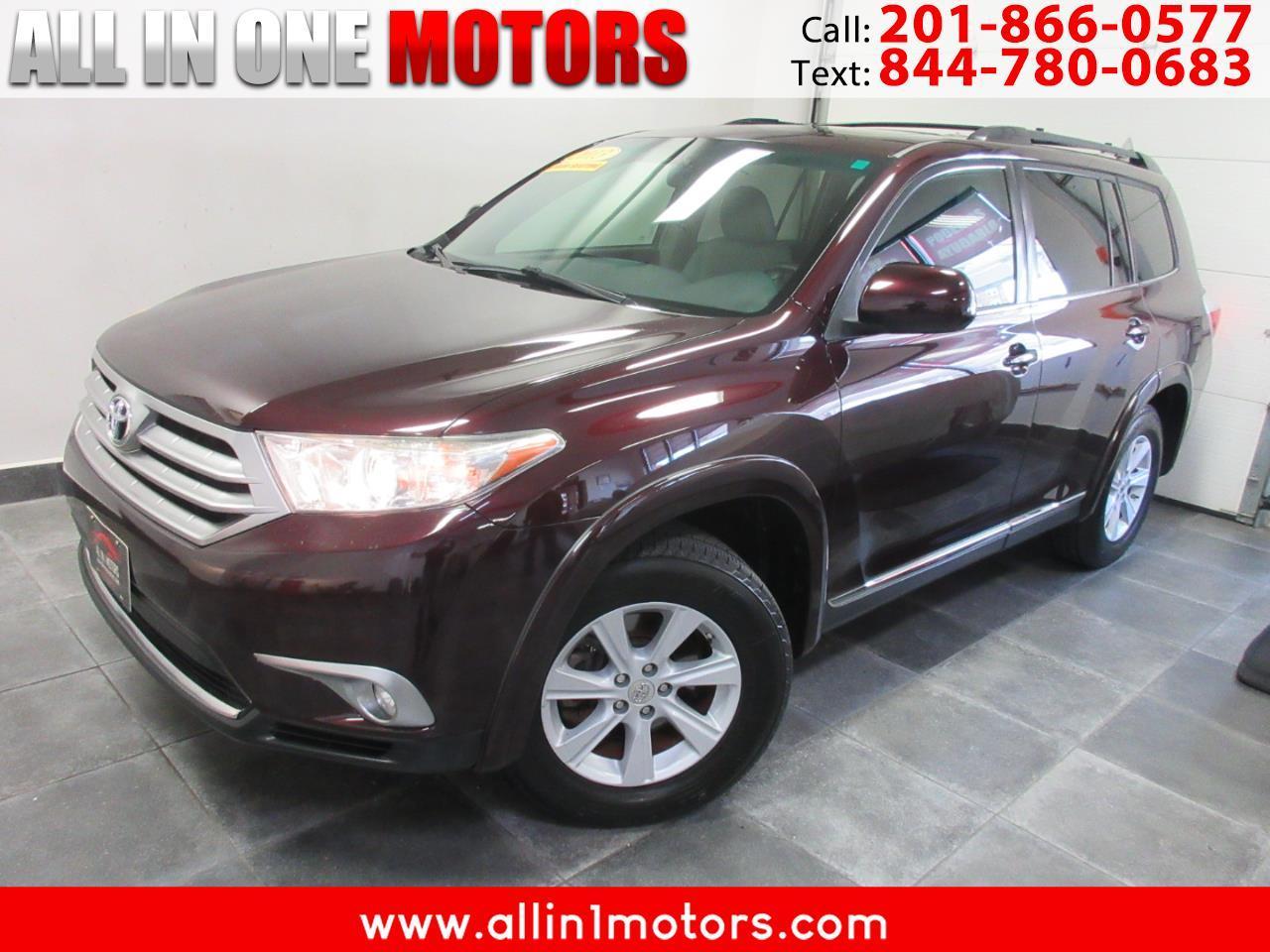 Toyota Highlander FWD 4dr V6 (Natl) 2013
