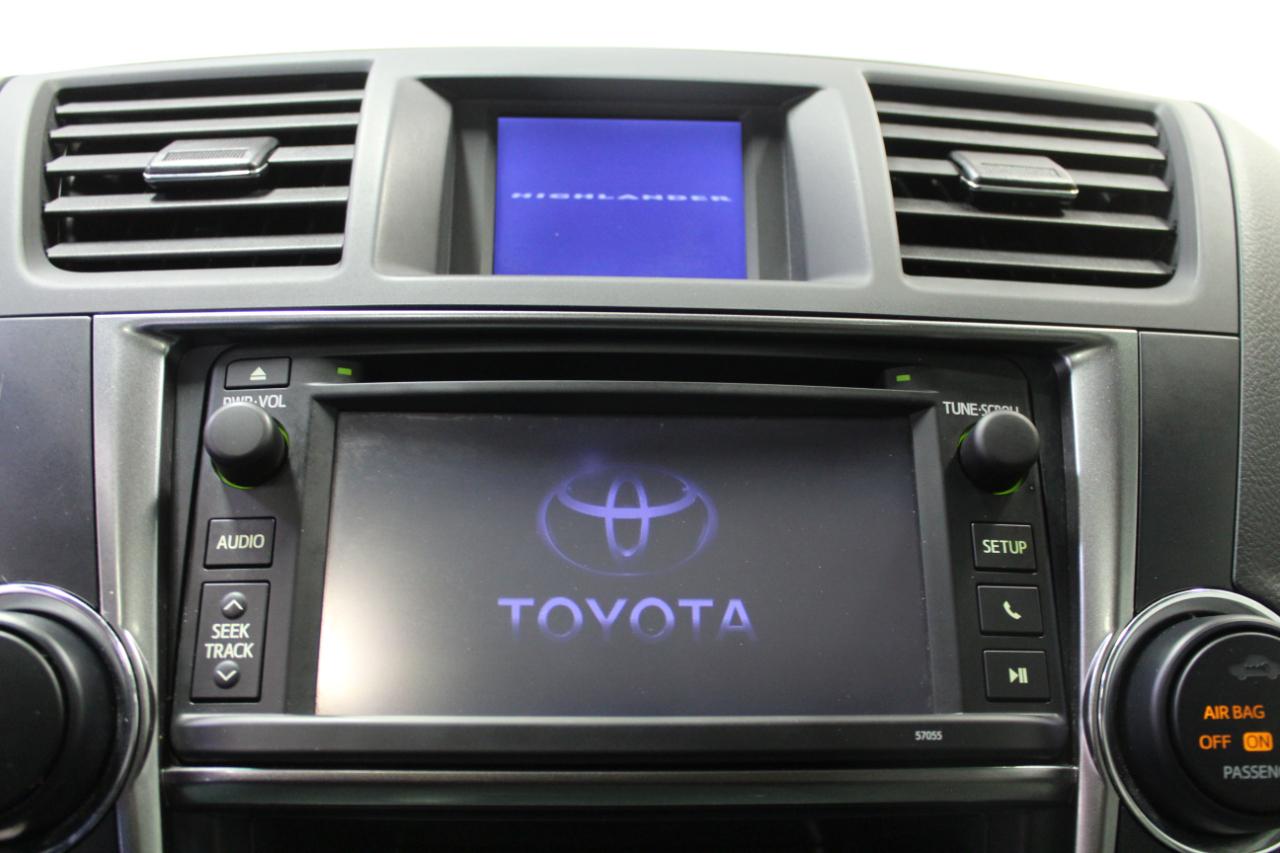 Toyota Highlander FWD 4dr V6 (Natl) 2013