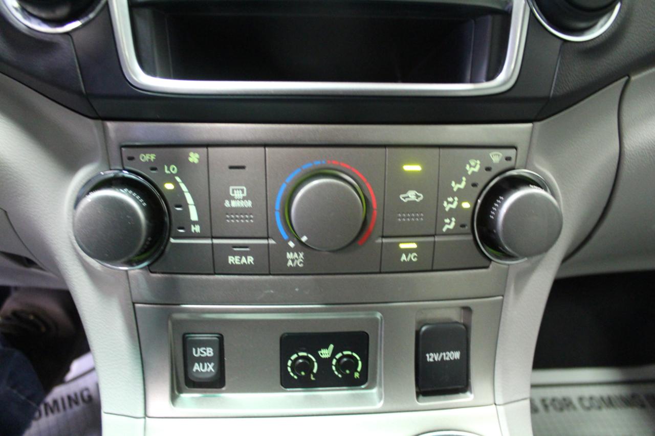 Toyota Highlander FWD 4dr V6 (Natl) 2013