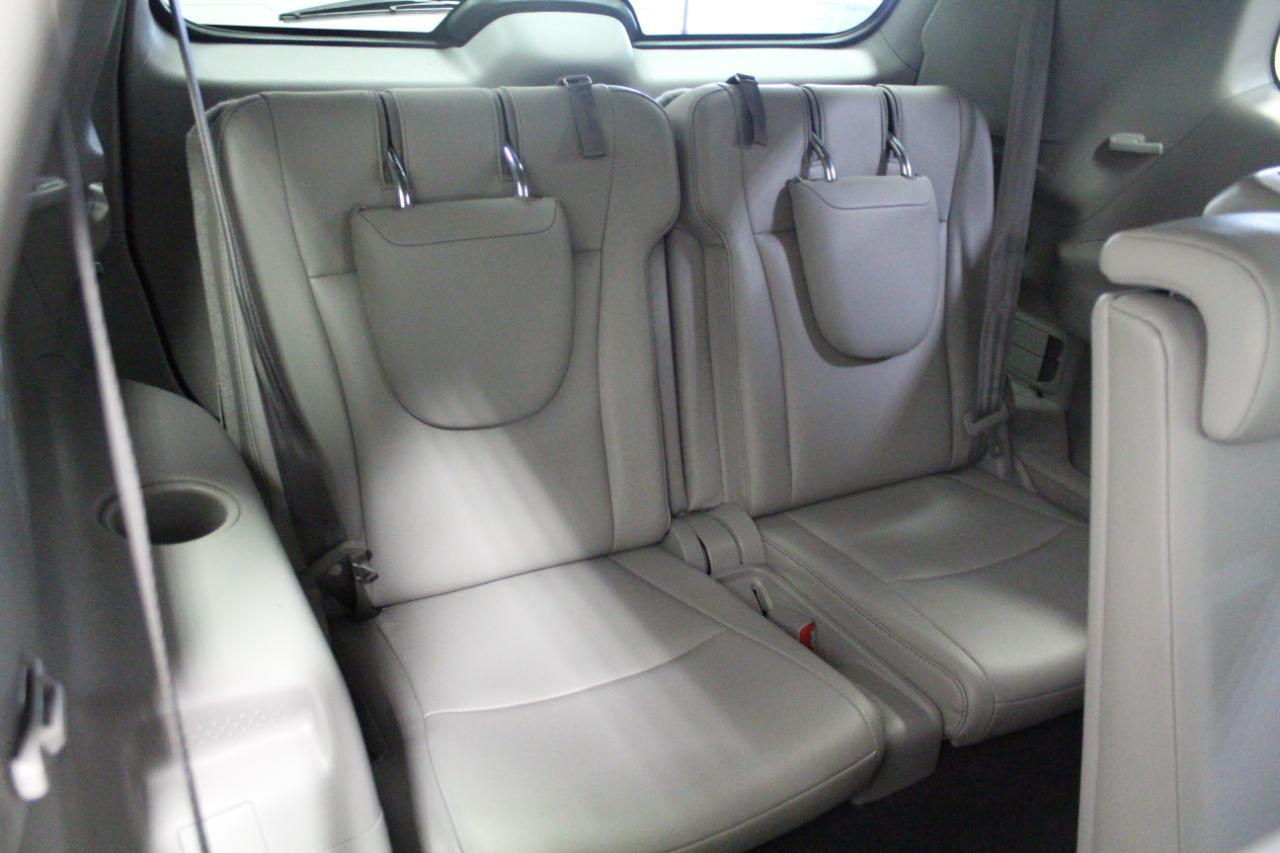 Toyota Highlander FWD 4dr V6 (Natl) 2013