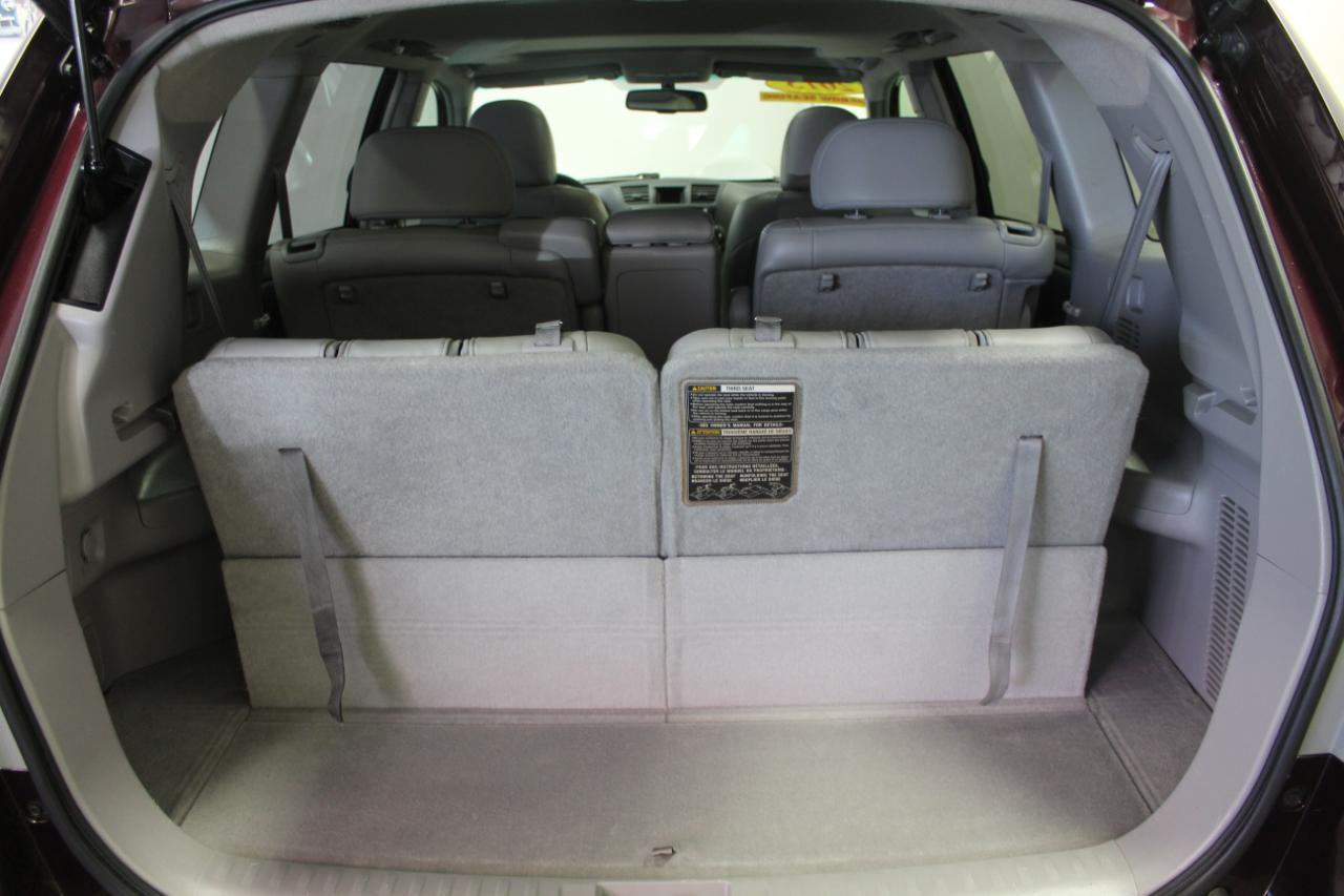 Toyota Highlander FWD 4dr V6 (Natl) 2013