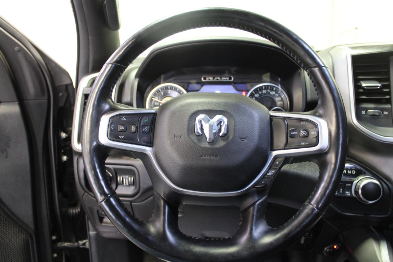 RAM 1500 Big Horn/Lone Star 4x4 Crew Cab 6'4" Box 2019