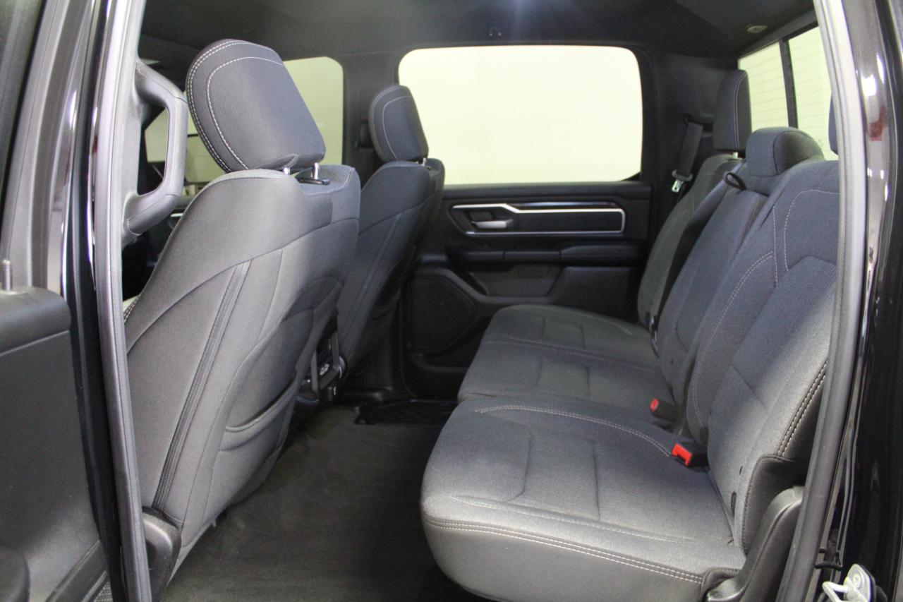 RAM 1500 Big Horn/Lone Star 4x4 Crew Cab 6'4" Box 2019