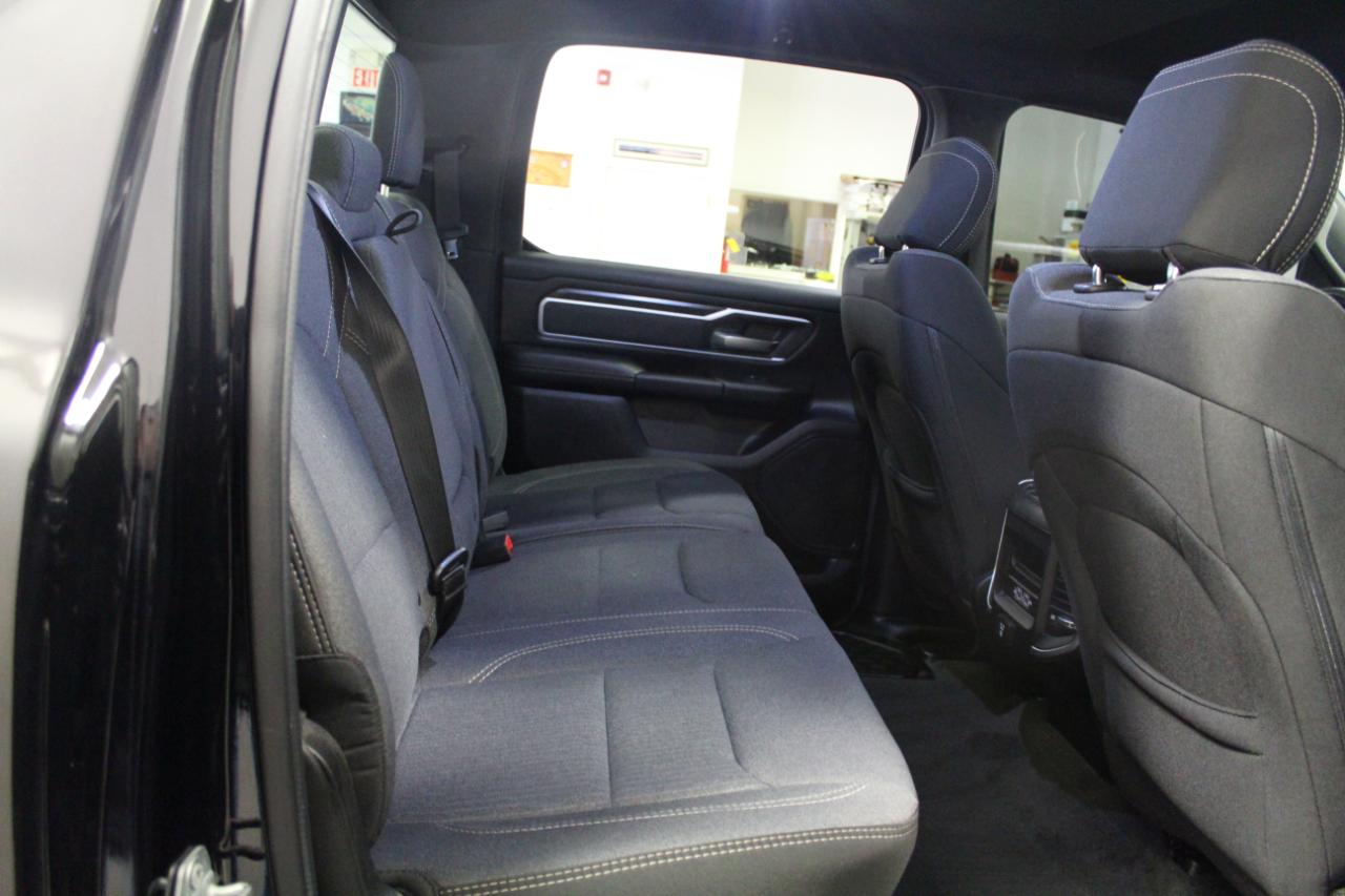 RAM 1500 Big Horn/Lone Star 4x4 Crew Cab 6'4" Box 2019