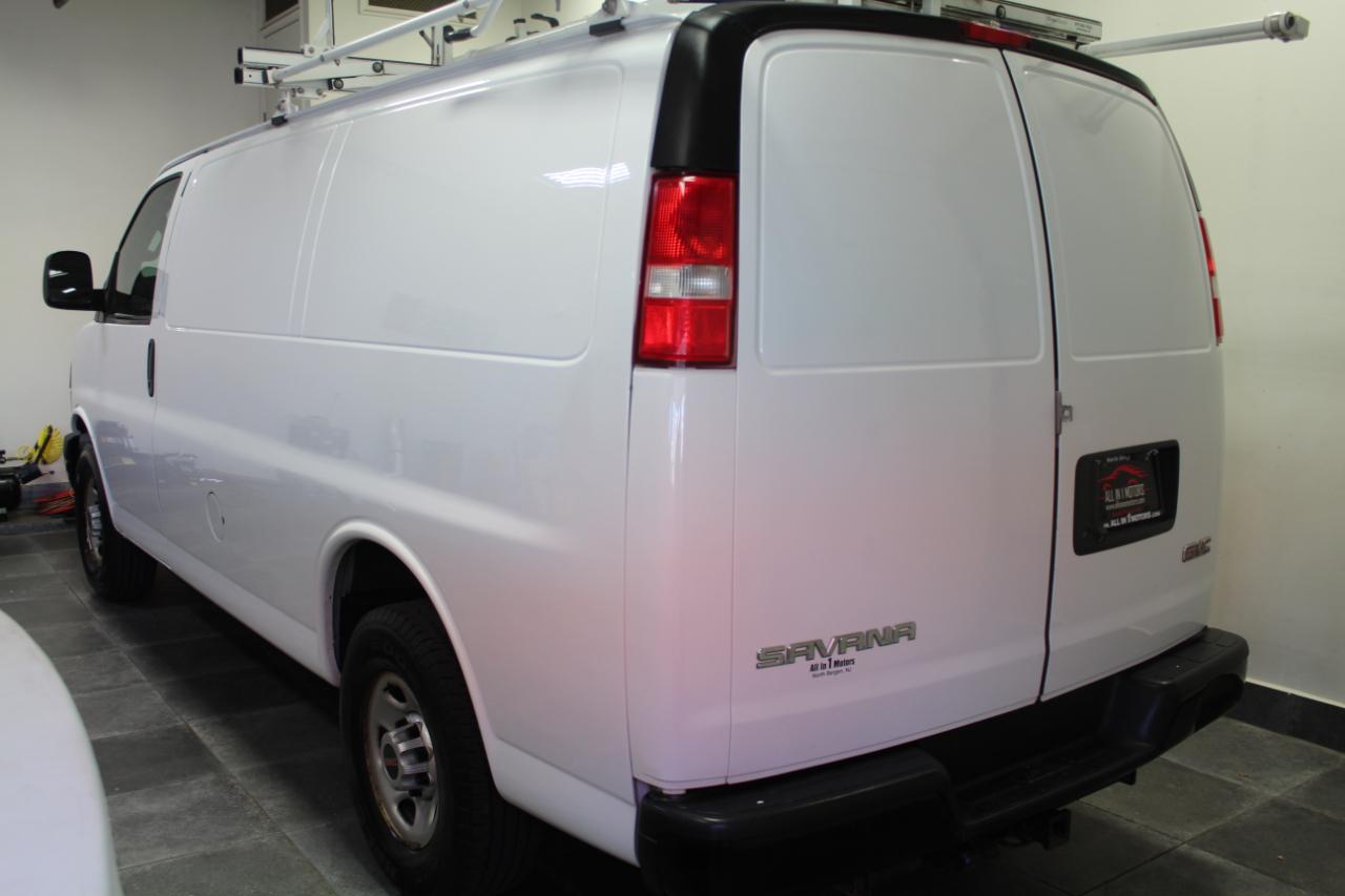 GMC Savana Cargo Van RWD 2500 135" 2020