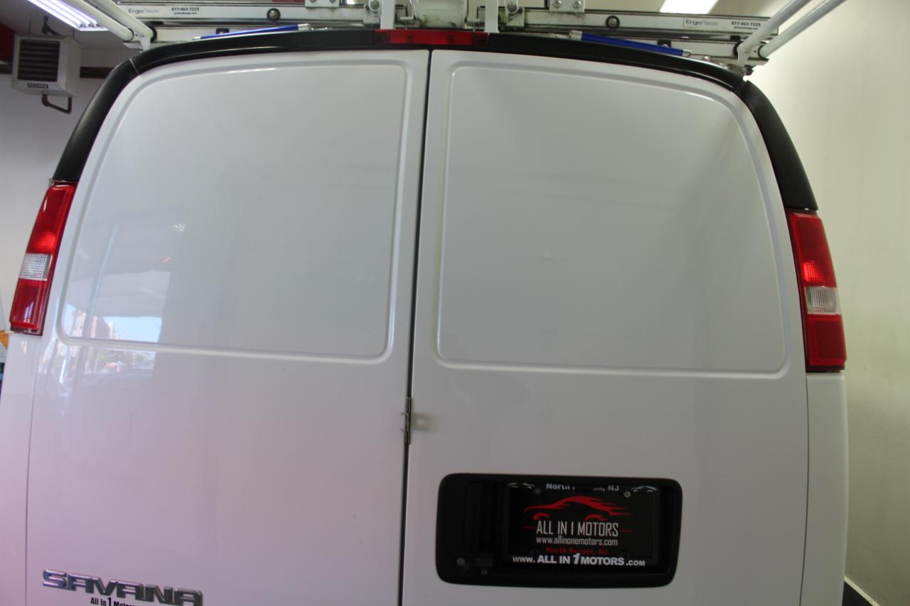 GMC Savana Cargo Van RWD 2500 135" 2020