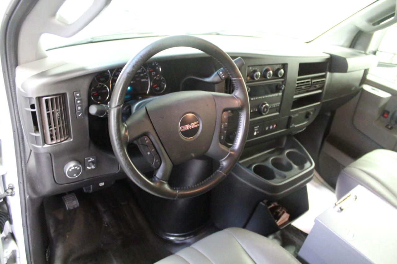 GMC Savana Cargo Van RWD 2500 135" 2020