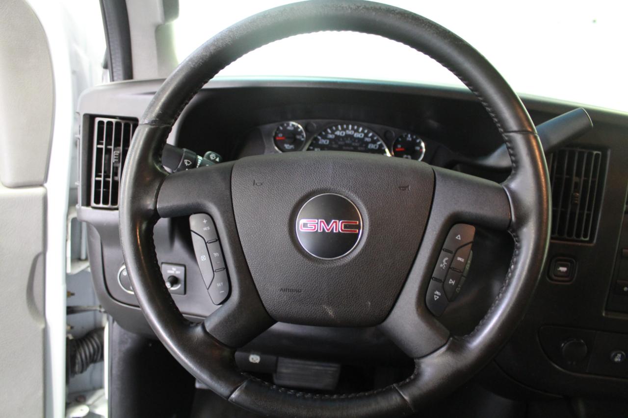 GMC Savana Cargo Van RWD 2500 135" 2020