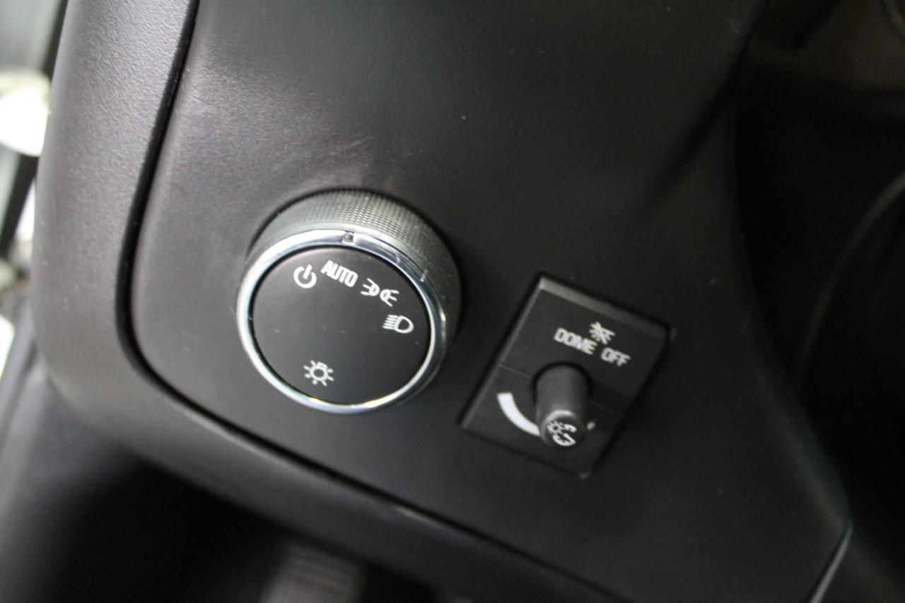 GMC Savana Cargo Van RWD 2500 135" 2020