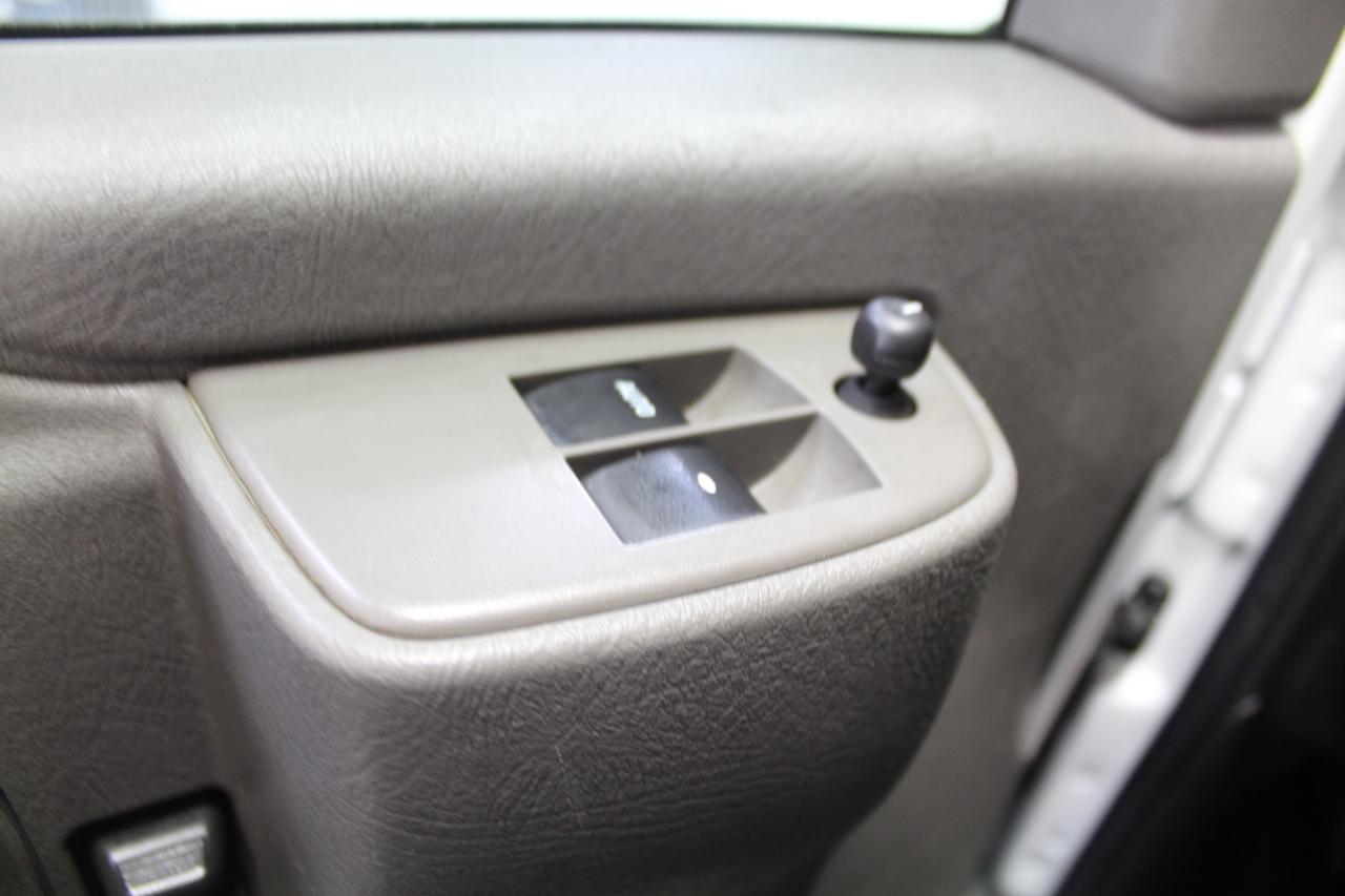 GMC Savana Cargo Van RWD 2500 135" 2020