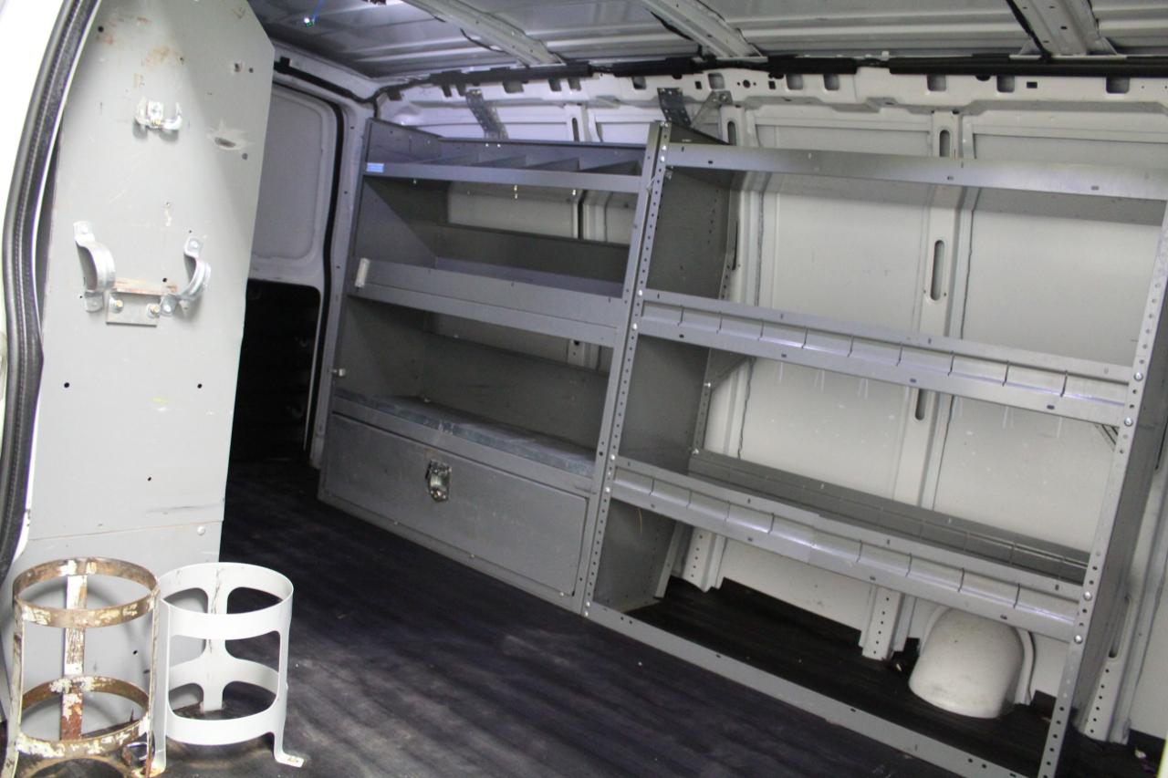 GMC Savana Cargo Van RWD 2500 135" 2020