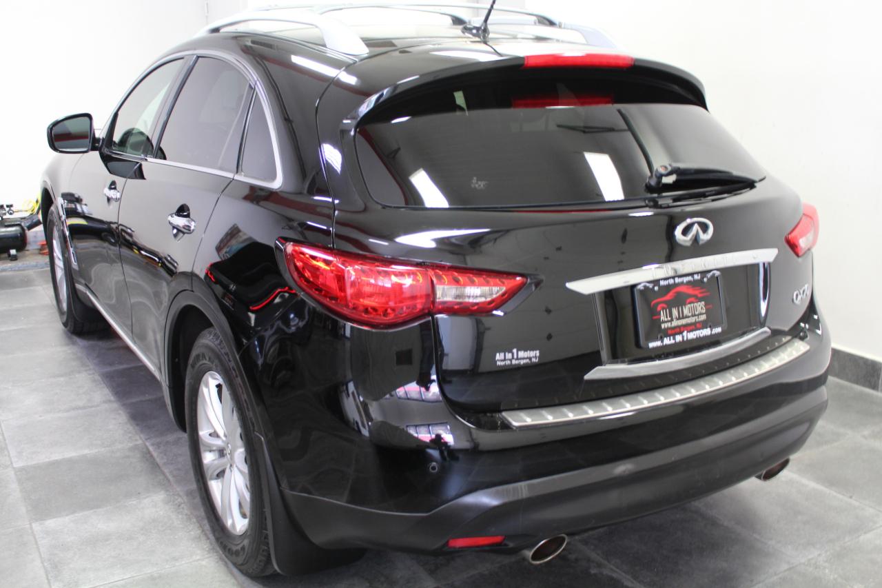 Infiniti QX70 AWD 4dr 2014