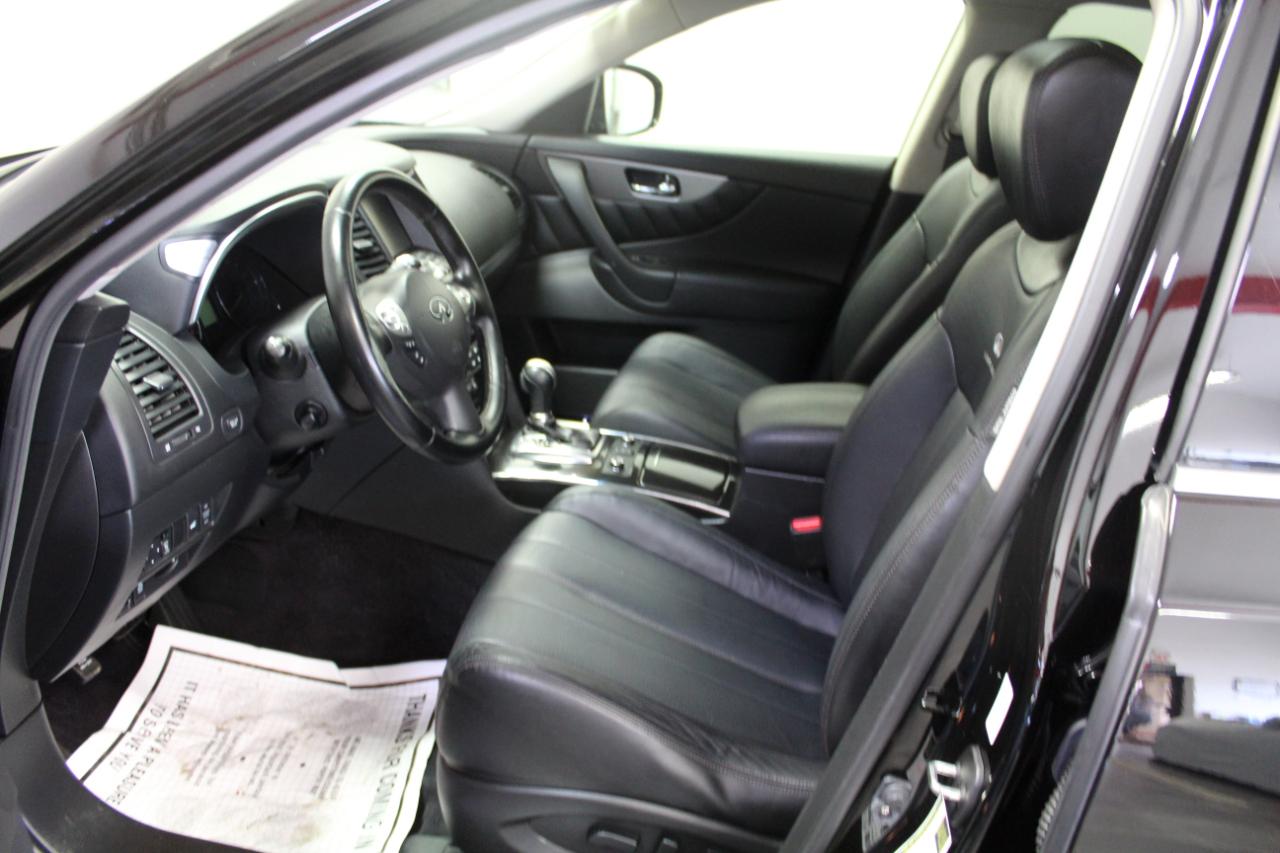 Infiniti QX70 AWD 4dr 2014