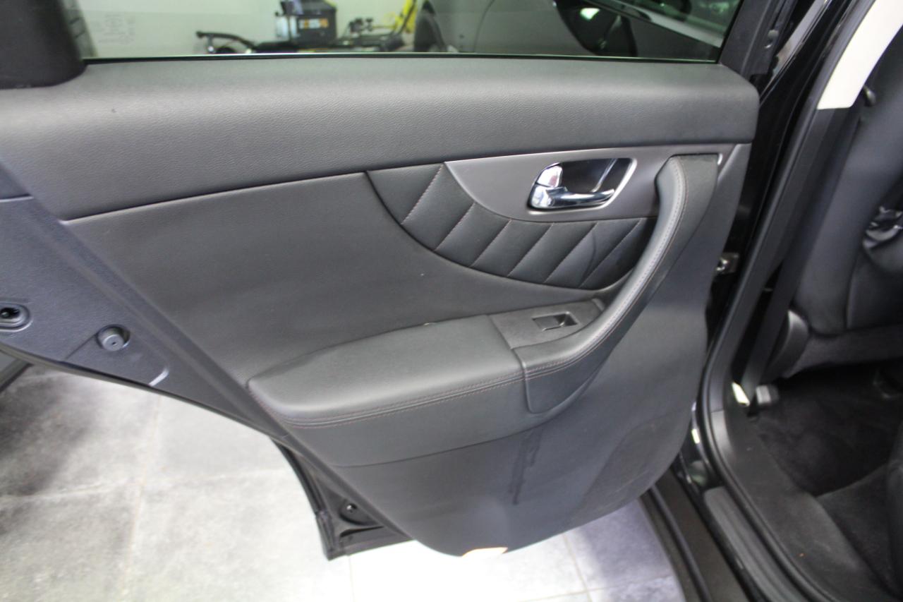 Infiniti QX70 AWD 4dr 2014