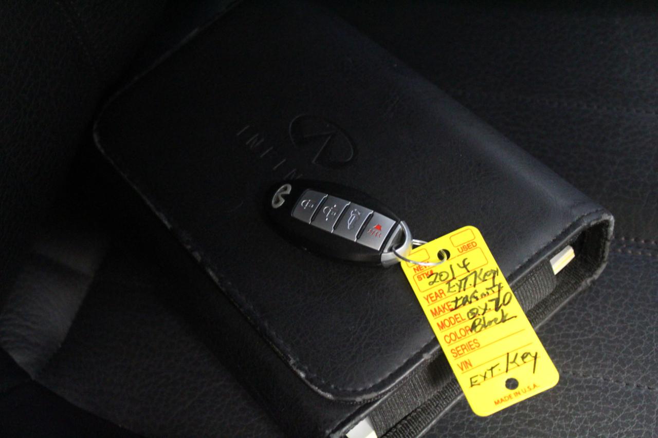 Infiniti QX70 AWD 4dr 2014