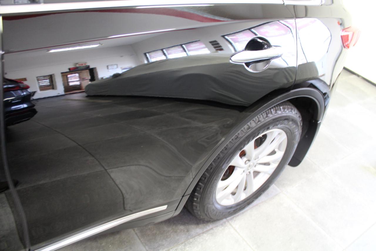 Infiniti QX70 AWD 4dr 2014