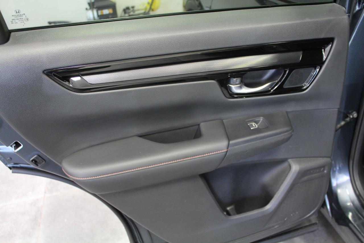 Honda CR-V Hybrid Sport Touring AWD 2023