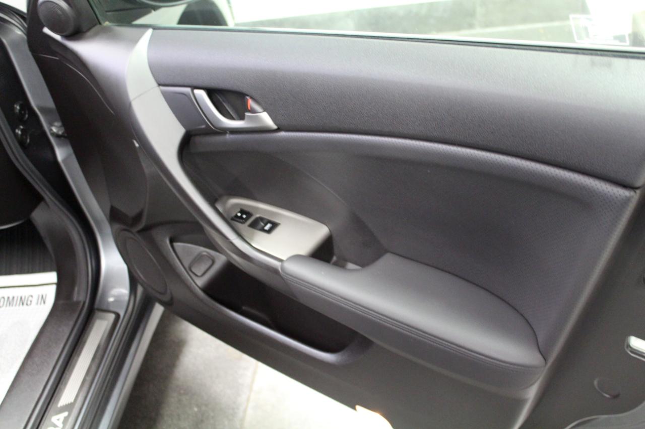 Acura TSX 4dr Sdn I4 Auto 2010