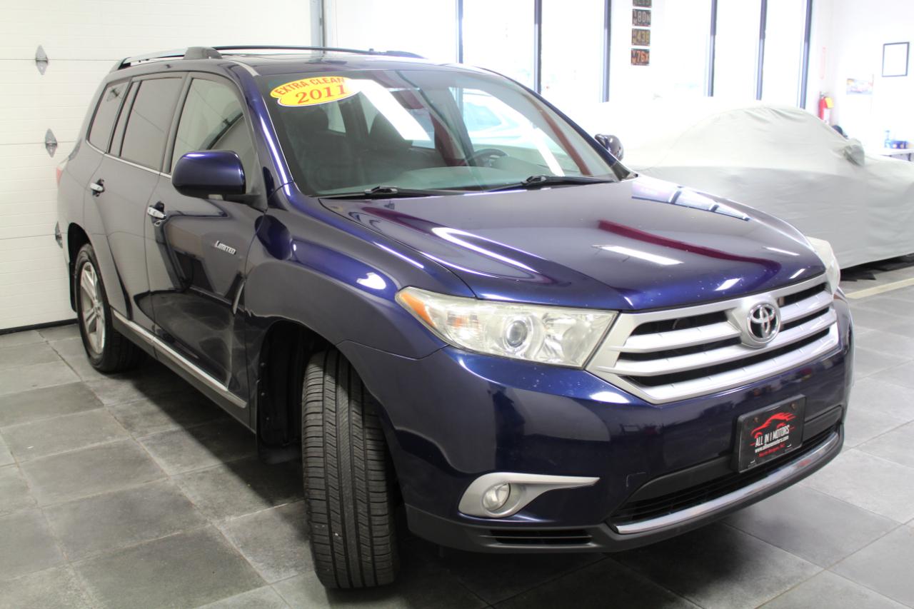 Toyota Highlander 4WD 4dr V6 Limited (Natl) 2011