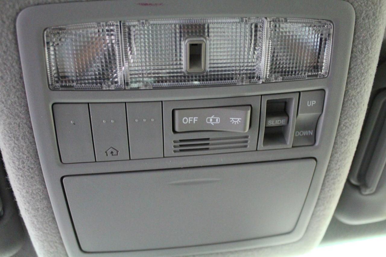 Toyota Highlander 4WD 4dr V6 Limited (Natl) 2011