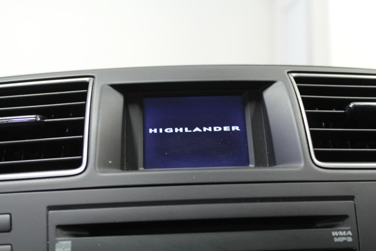 Toyota Highlander 4WD 4dr V6 Limited (Natl) 2011